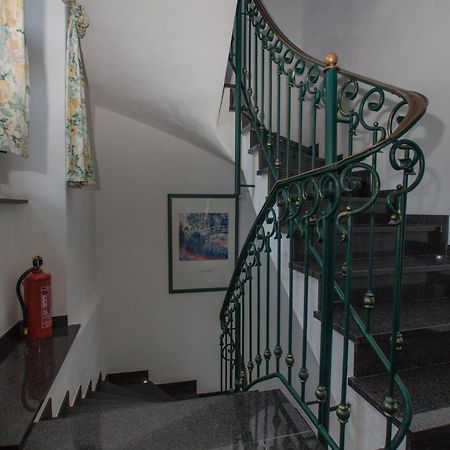 Moselland Hotel Im Enderttal Zum Onkel Willi Cochem Buitenkant foto