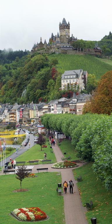 Moselland Hotel Im Enderttal Zum Onkel Willi Cochem Buitenkant foto