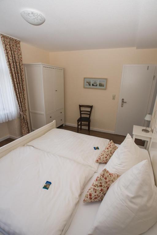 Moselland Hotel Im Enderttal Zum Onkel Willi Cochem Kamer foto