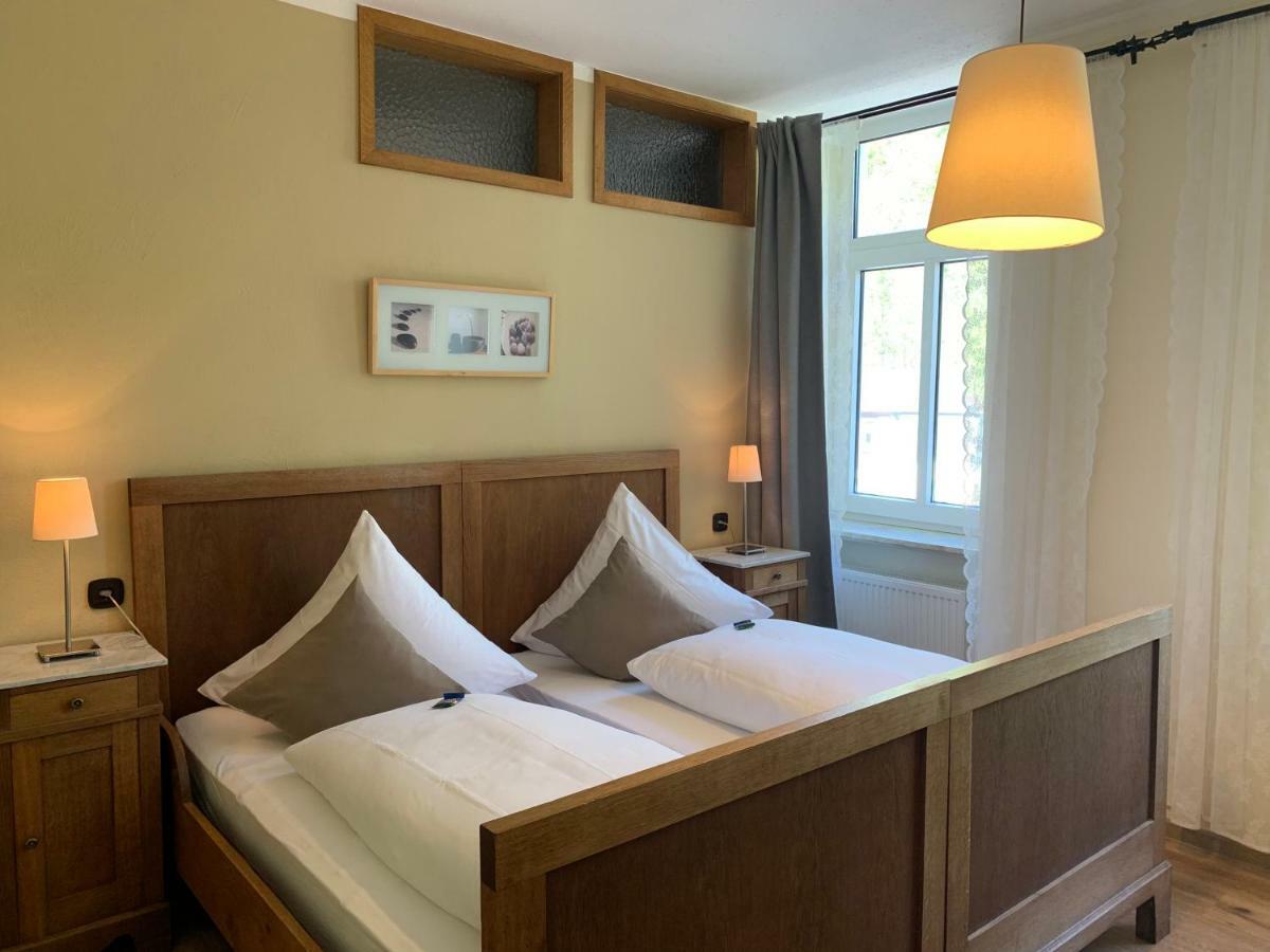 Moselland Hotel Im Enderttal Zum Onkel Willi Cochem Buitenkant foto